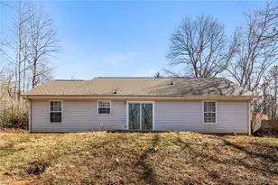 6793 Creeks Edge Ct, Flowery Branch, GA 30542 - Photo 17