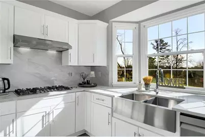 1010 Vinebrook Lane, Alpharetta, GA 30005 - Photo 11