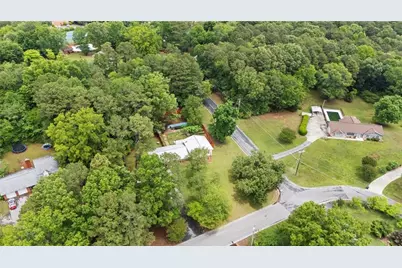 301 Briarwood Drive, Calhoun, GA 30701 - Photo 29