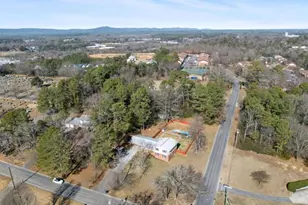 301 Briarwood Dr, Calhoun, GA 30701 - Photo 27