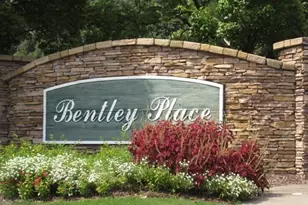 225 Bentley Pl, Tucker, GA 30084 - Photo 3