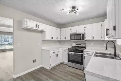 826 Shore Drive, Lithonia, GA 30058 - Photo 11