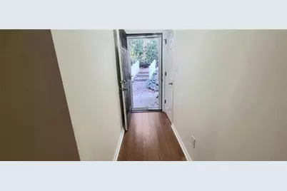 2105 N Forest Trail NE, Dunwoody, GA 30338 - Photo 25