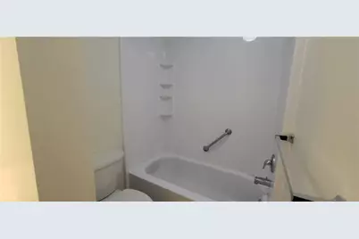 2105 N Forest Trail NE, Dunwoody, GA 30338 - Photo 17