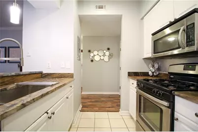 225 E Ponce De Leon Avenue #404, Decatur, GA 30030 - Photo 9