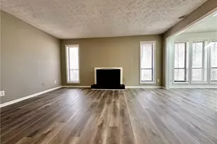 9400 Roberts Dr, Atlanta, GA 30350 - Photo 7