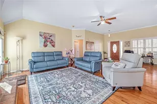 4609 Hunters Ct, Gainesville, GA 30507 - Photo 9