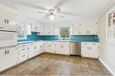 81 Russell Road, Lawrenceville, GA 30043 - Photo 11