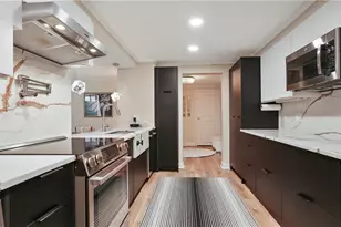 2637 Peachtree Rd NE, Atlanta, GA 30305 - Photo 13