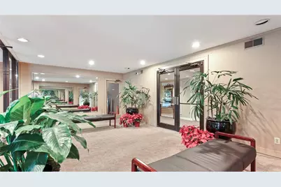 2637 Peachtree Road NE #207, Atlanta, GA 30305 - Photo 25