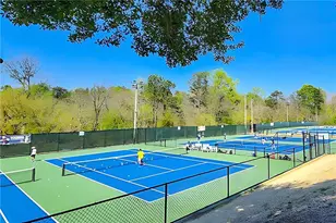 318 Sandy Springs Cir, Atlanta, GA 30328 - Photo 23