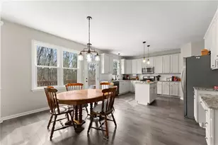 2705 Chandler Grove Dr, Buford, GA 30519 - Photo 11