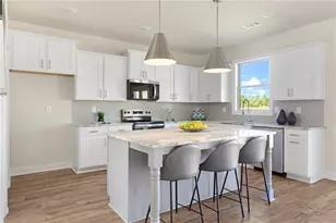 942 Homepark Circle, Buford, GA 30518 - Photo 9