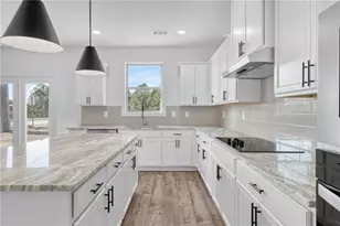 942 Homepark Circle, Buford, GA 30518 - Photo 7