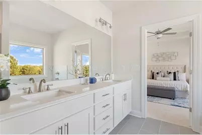 942 Homepark Circle, Buford, GA 30518 - Photo 13