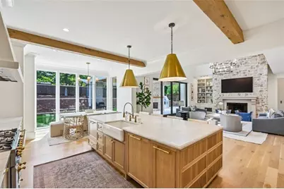 3379 Rennes Drive NE, Brookhaven, GA 30319 - Photo 9