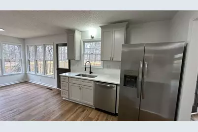 9711 Squirrel Wood Run, Douglasville, GA 30135 - Photo 15