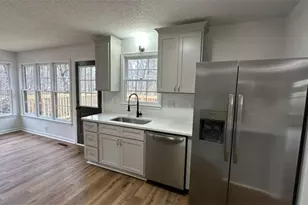 9711 Squirrel Wood Run, Douglasville, GA 30135 - Photo 15