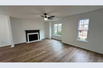 9711 Squirrel Wood Run, Douglasville, GA 30135 - Photo 7