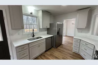 9711 Squirrel Wood Run, Douglasville, GA 30135 - Photo 17