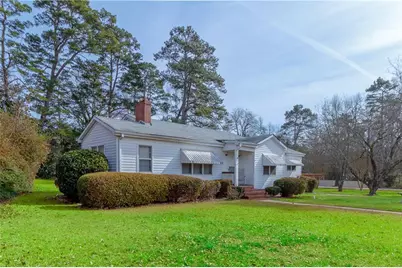 317 Georgia Avenue, Winder, GA 30680 - Photo 1