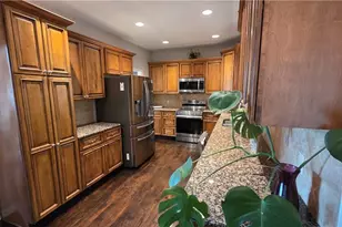 8980 Stonelake Ct, Roswell, GA 30076 - Photo 5