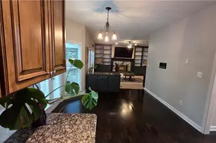 8980 Stonelake Ct, Roswell, GA 30076 - Photo 9