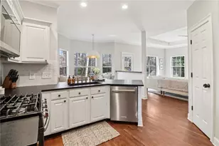 12245 Greenmont Walk, Alpharetta, GA 30009 - Photo 5