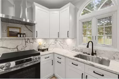 1201 Club Walk Drive NE, Brookhaven, GA 30319 - Photo 11