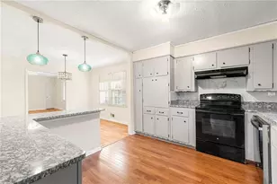 552 Duke Dr, Marietta, GA 30066 - Photo 5