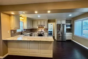 125 Lantern Ridge Dr, Alpharetta, GA 30009 - Photo 9