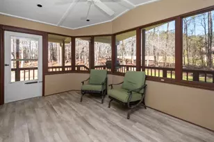 105 Oak Ridge Dr, Sharpsburg, GA 30277 - Photo 19