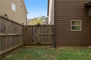 4142 Woodland Park Dr SW, Atlanta, GA 30331 - Photo 21