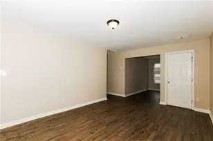 973 Astor Ave, Forest Park, GA 30297 - Photo 7