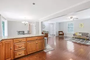 3211 Flamingo Dr, East Point, GA 30344 - Photo 7