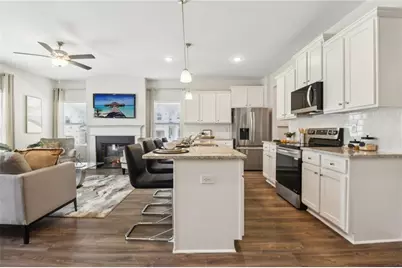 4023 Roselawn Avenue, Conyers, GA 30013 - Photo 9