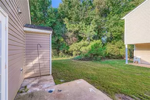 1025 Lakeside Cir, Covington, GA 30016 - Photo 29