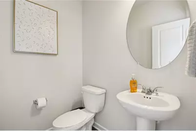 4025 Roselawn Avenue, Conyers, GA 30013 - Photo 11