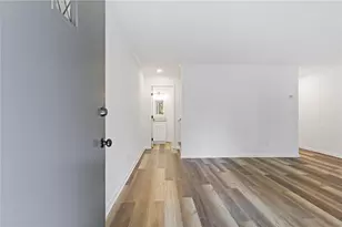 2414 Peachwood Circle, Atlanta, GA 30345 - Photo 3