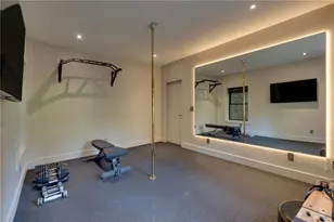 737 W Conway Dr NW, Atlanta, GA 30327 - Photo 49