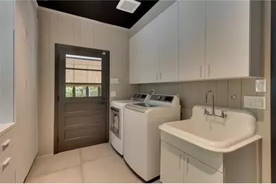 737 W Conway Drive NW, Atlanta, GA 30327 - Photo 27