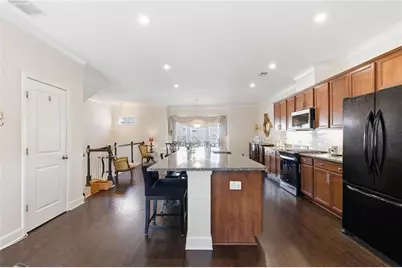 1049 Caruso Drive, Buford, GA 30518 - Photo 5