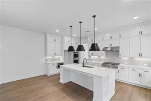 717 Keystone Dr, Woodstock, GA 30188 - Photo 7