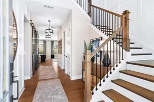 717 Keystone Dr, Woodstock, GA 30188 - Photo 1