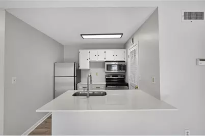 423 Granville Court, Atlanta, GA 30328 - Photo 7