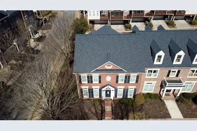 4910 Fairmont Way, Roswell, GA 30075 - Photo 3