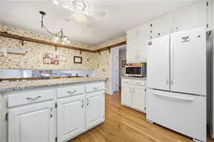 297 Allen Ct SW, Lilburn, GA 30047 - Photo 19