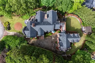 3863 Streamside Dr S, Marietta, GA 30067 - Photo 3