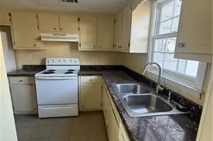 1028 Jeanette Ln, Norcross, GA 30093 - Photo 5