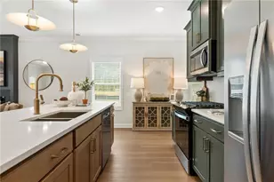 224 Dahlia Dr, Woodstock, GA 30188 - Photo 9